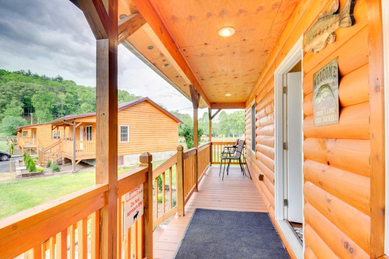 Cozy Cabin On Tuckasegee River - Near Bryson City Exterior foto